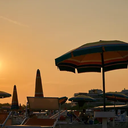 Enjoy The Sun From Our The Terrace! * Porto Santa Margherita di Caorle